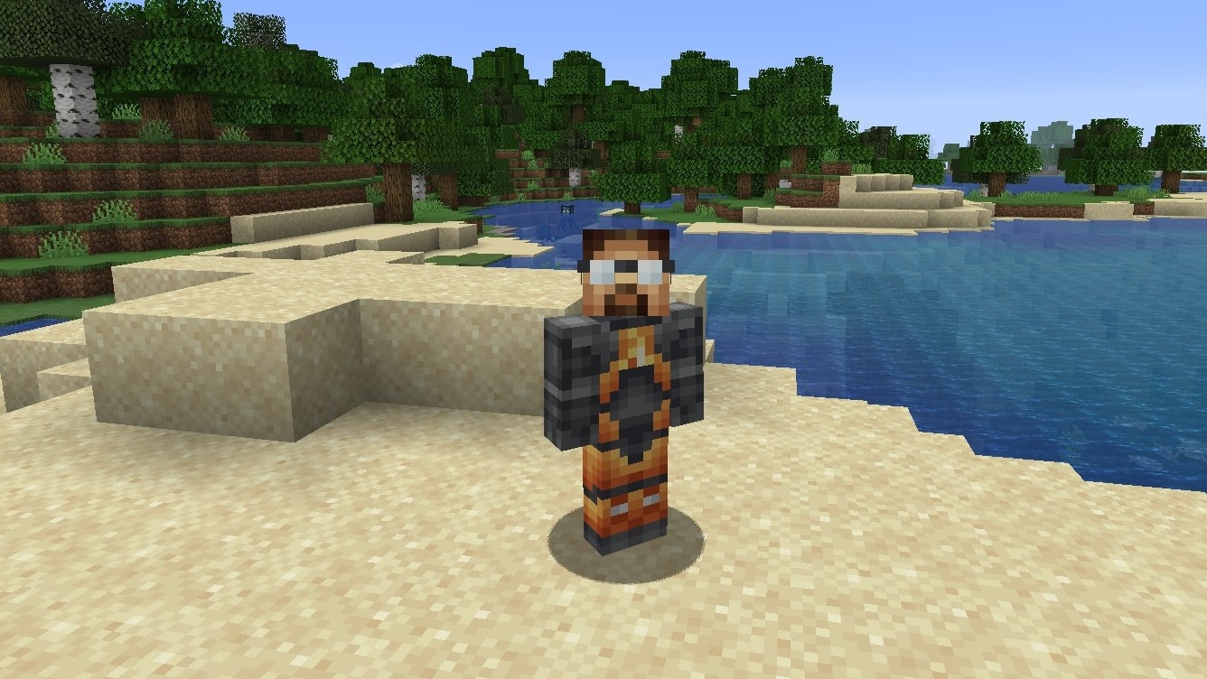 Kulit Minecraft dari Gordon Freeman dalam setelan bahayanya, berdiri di pantai