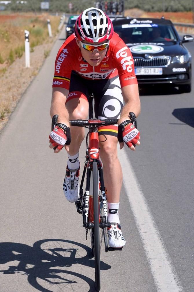 Pim Ligthart (Lotto-Belisol) down on his bars