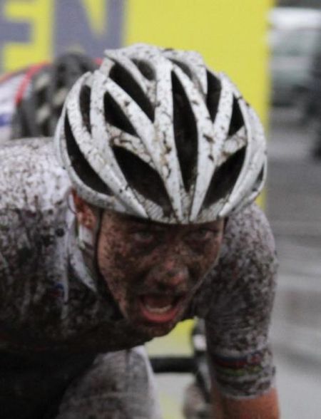 Marianne Vos triumphed in an incredibly muddy race