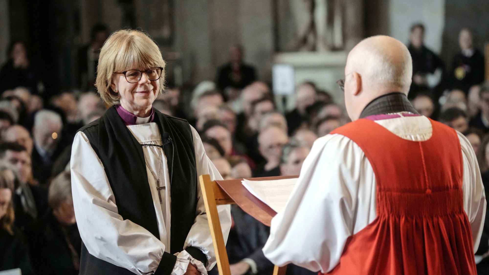 Church of England instates first woman leader