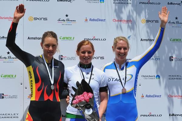 Women's Podium Jamie Nielson (Waikato BOP), Lauren Ellis (Mid South Canterbury) and Alison Shanks (Otago)