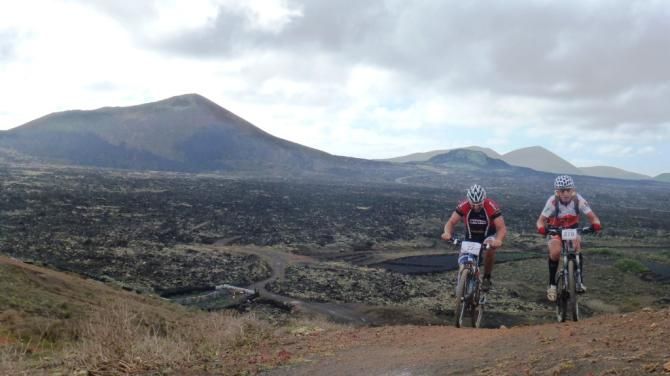 Francisco Jose Garcia Alonso and another rider during stage 2