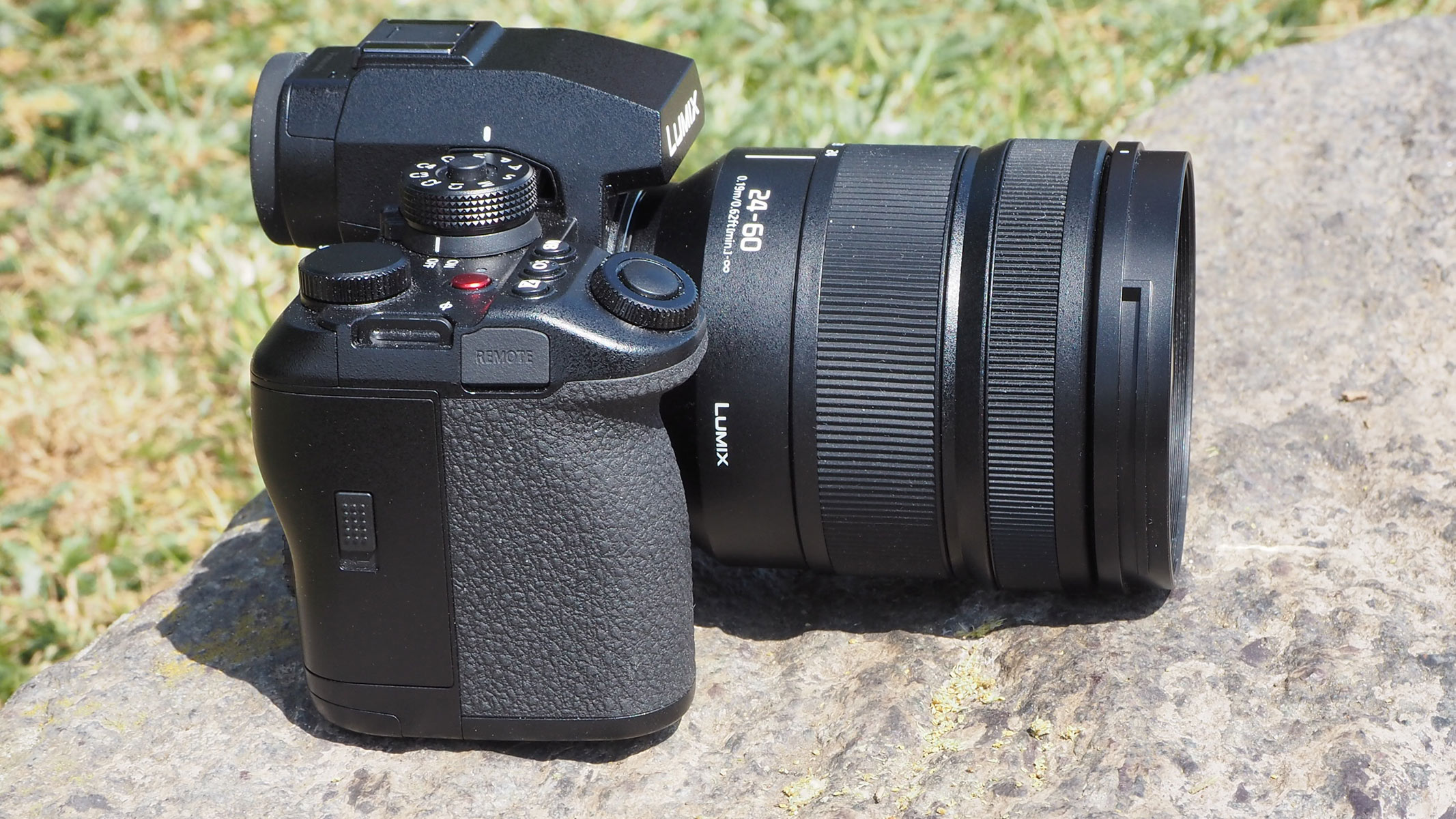 Side view of the Panasonic Lumix S1RII