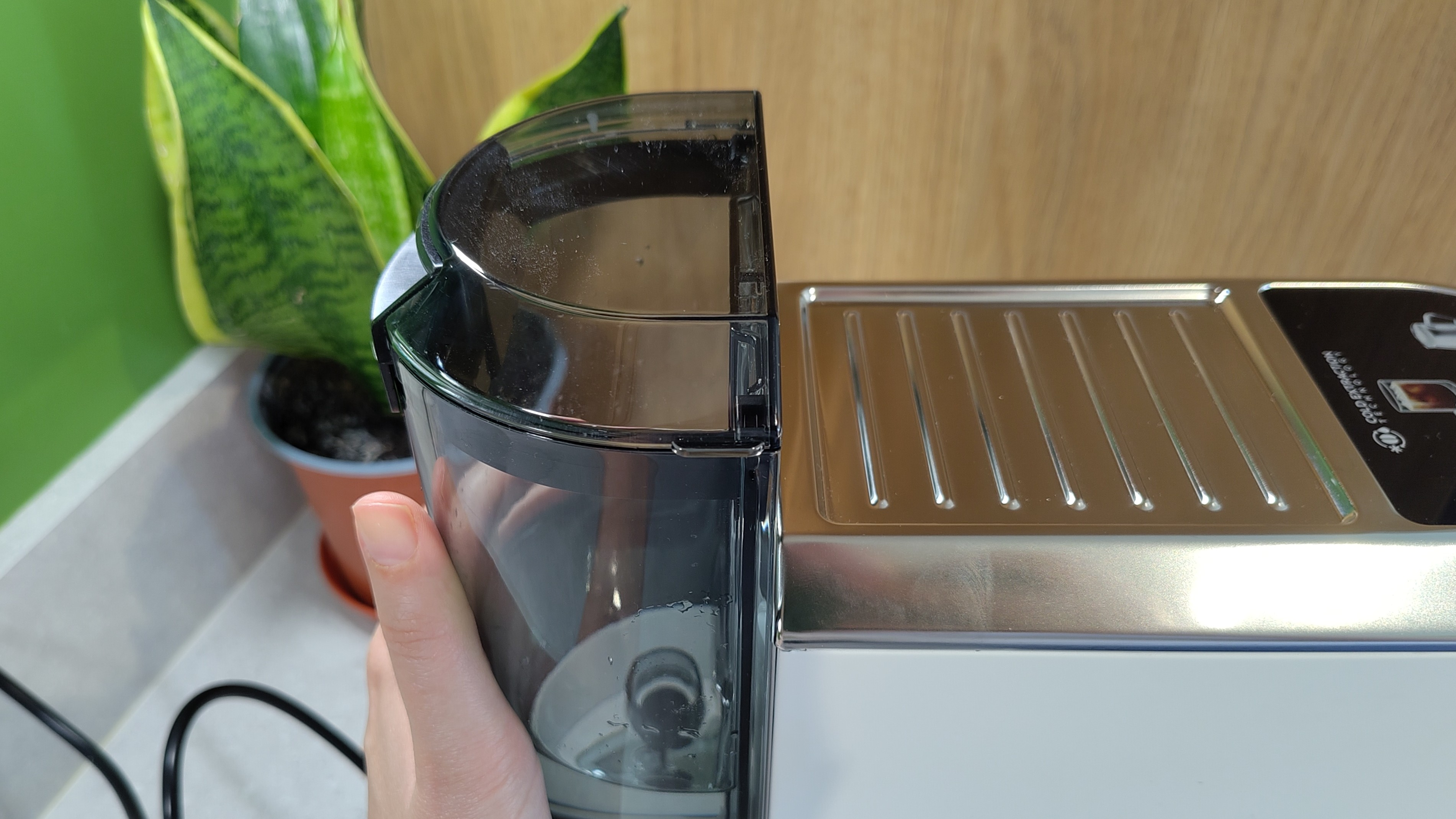 De'Longhi Dedica Duo espresso machine