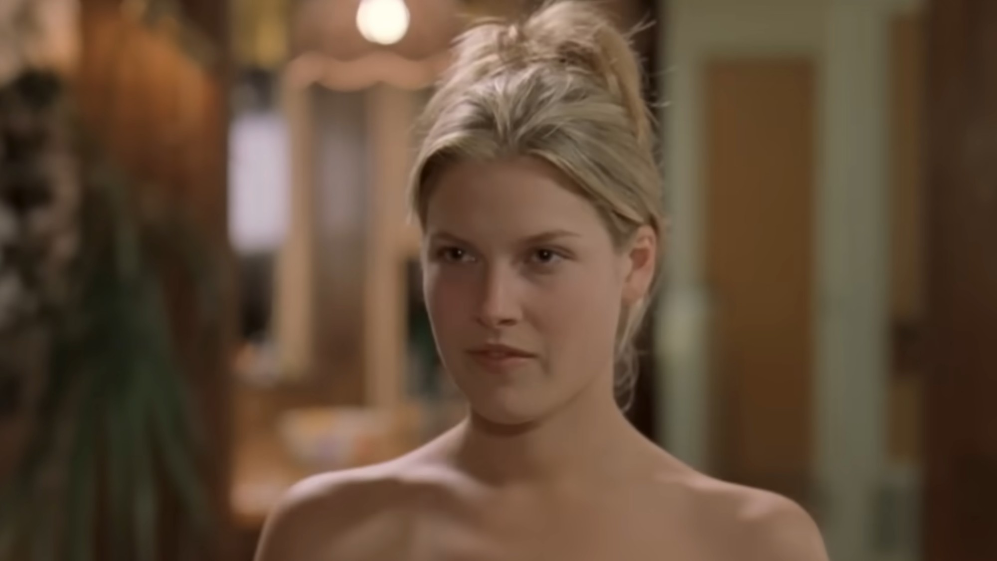 A close up of Ali Larter in Varsity Blues