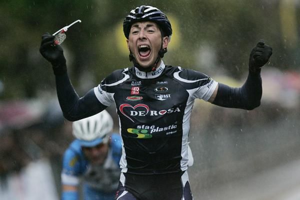 Monteo Montaguti (De Rosa-Stac Plastic) elated with his first pro win