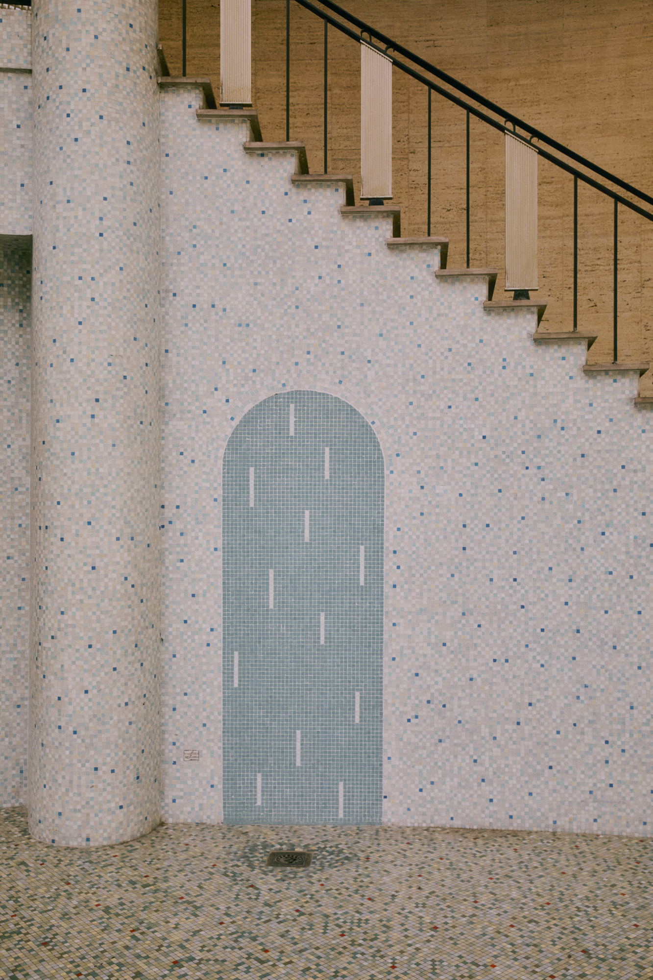 belgian modernism, colourful spaces of the post war 20th century