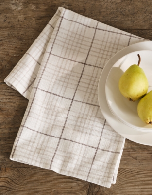 Orkney Check Tea Towels &amp;ndash; Set of 2 | the White Company