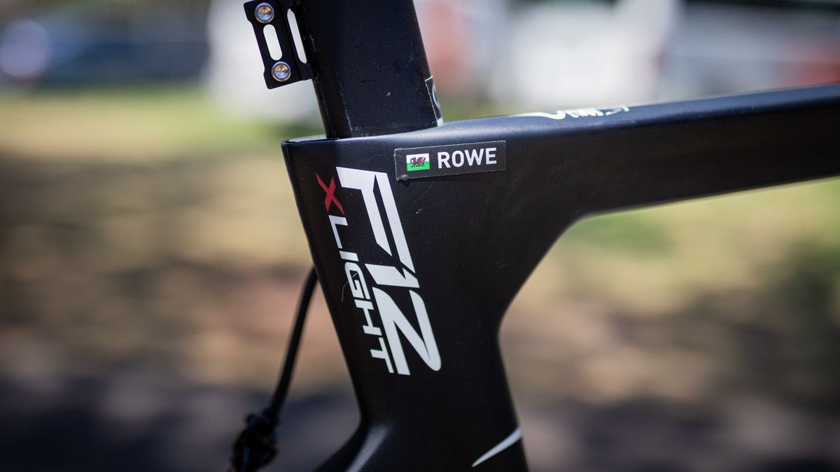 Luke Rowe's Pinarello Dogma F12 XLight