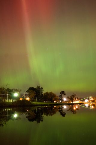Pete Mumbower snagged this photo of the aurora outside Grand Rapids, Michigan, on October 24, 2011.
