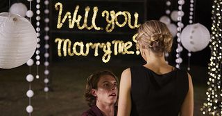 VJ Patterson proposes to Billie Ashford in Home and Away