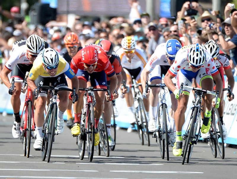 Mark Cavendish and Peter Sagan sprint for the line with the manx missile narrowly taking the win