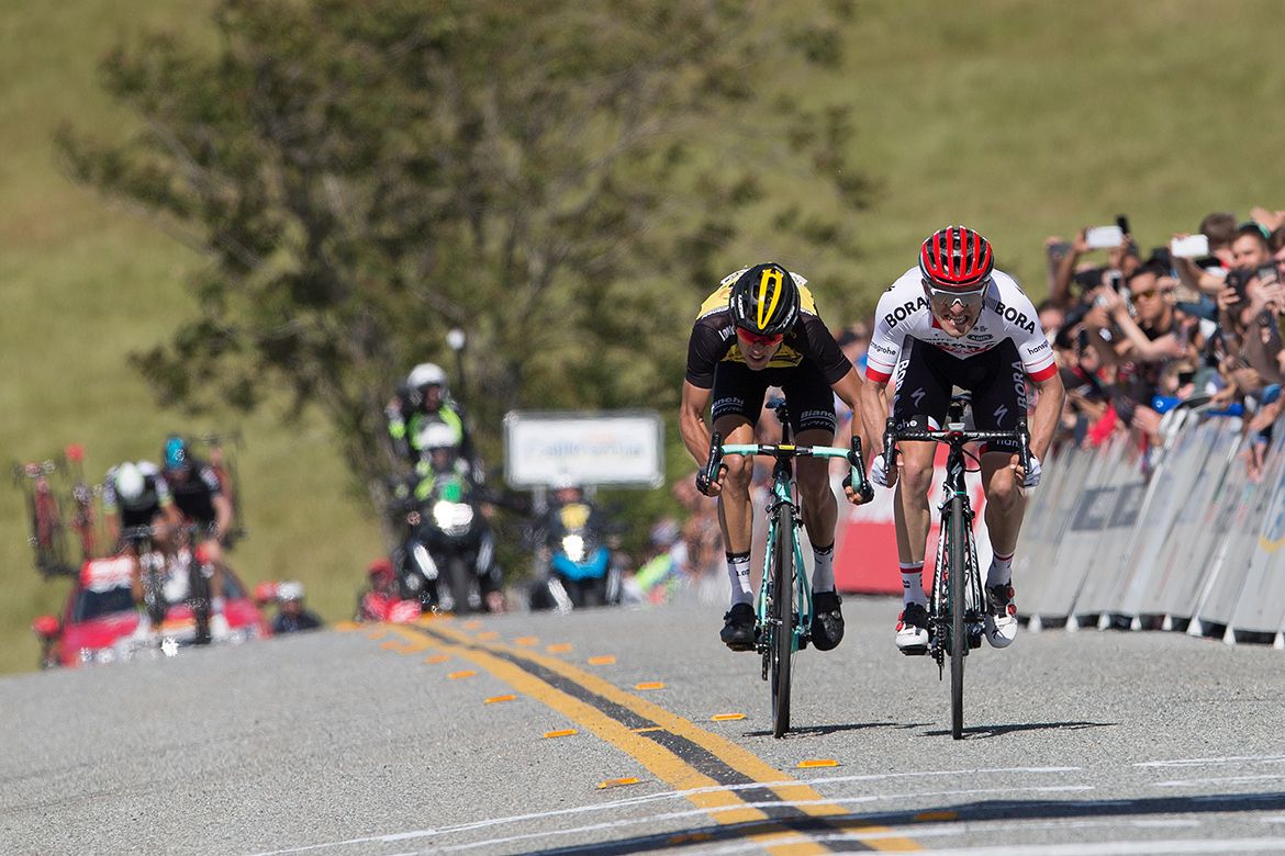 George Bennett and Rafa Majka (Bora-Hansgrohe) sprint for the win