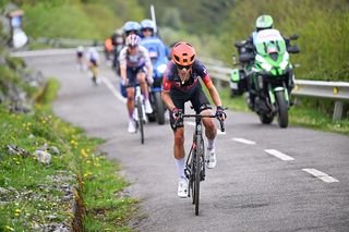 Petra Stiasny ascends to glory in 'my happy place' Alto de L'Angliru at La Vuelta Femenina