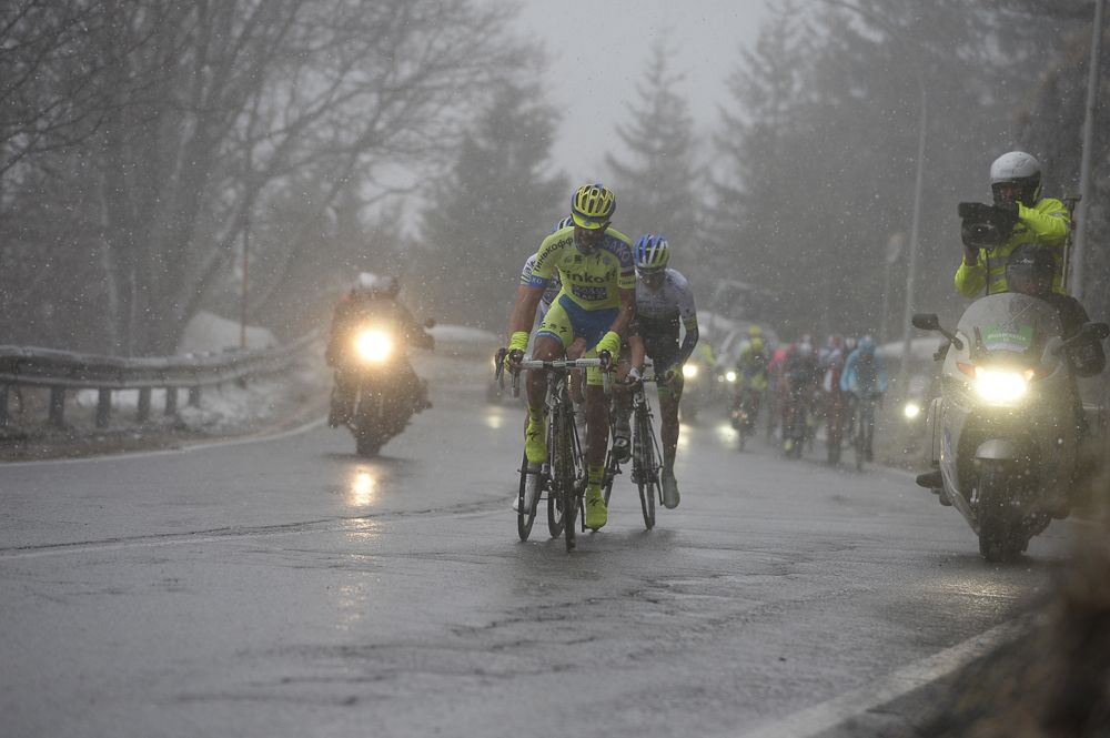Contador powers the chase up Terminillo.