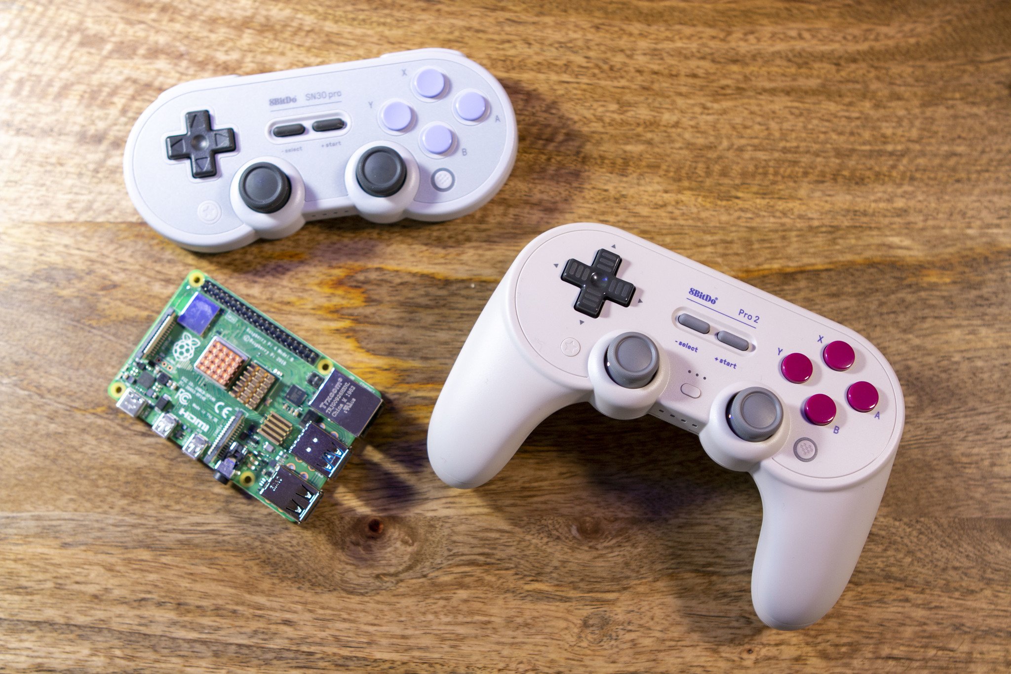 Raspberry Pi Retro 8bitdo Controllers