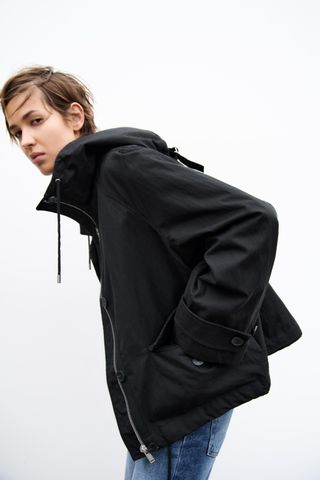 Water Repellent Hooded Jacket Zw Collection