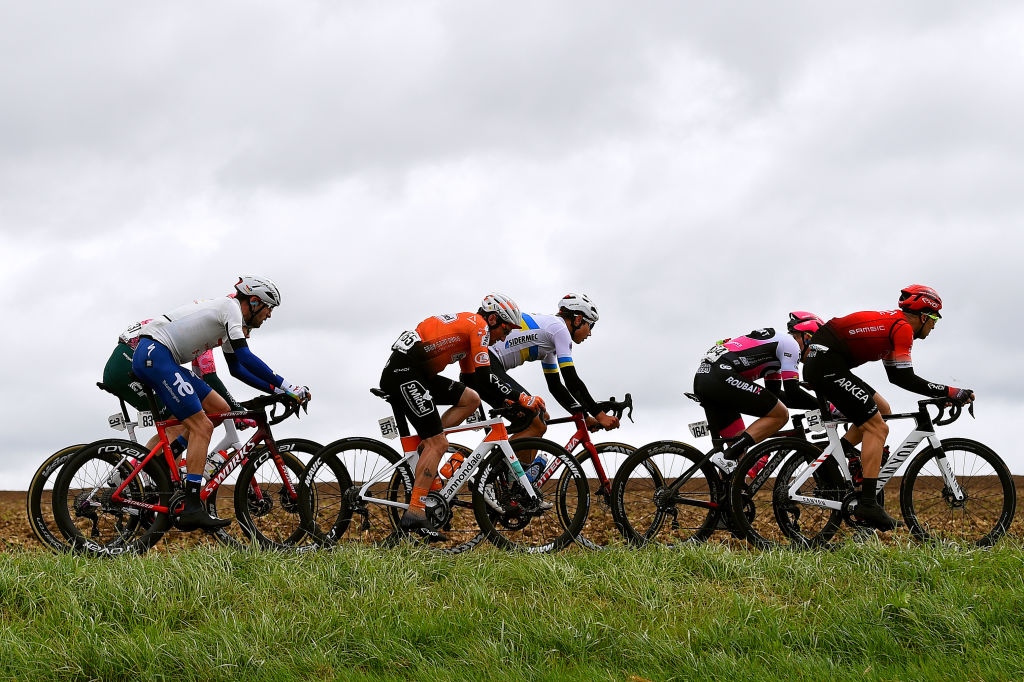 SABLESURSARTHE FRANCE APRIL 07 LR Georg Steinhauser of Germany and Team EF Education Easypost Paul Ourselin of France and Team Total Energie Tony Hurel of France and Team St Michel Auber 93 Andrii Ponomar of Ukraine and Team Drone Hopper Androni Giocattoli Sidermec Emiel Vermeulen of Belgium and Team Go Sport Roubaix Lille Metropole and Laurent Pichon of France and Team Arka Samsic compete in the breakaway during the 68th Circuit Cycliste Sarthe Pays de la Loire 2022 Stage 3 a 1765km stage from Sabl sur Sarthe to Sabl sur Sarthe CircuitSarthe on April 07 2022 in SablesurSarthe France Photo by Dario BelingheriGetty Images