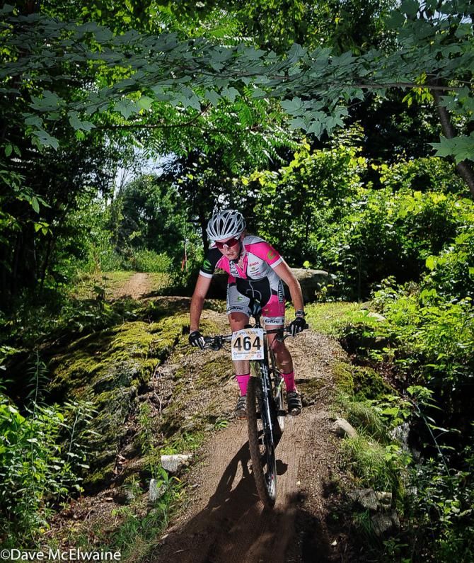 Vicki Barclay (Stans NoTubes) riding her own pace