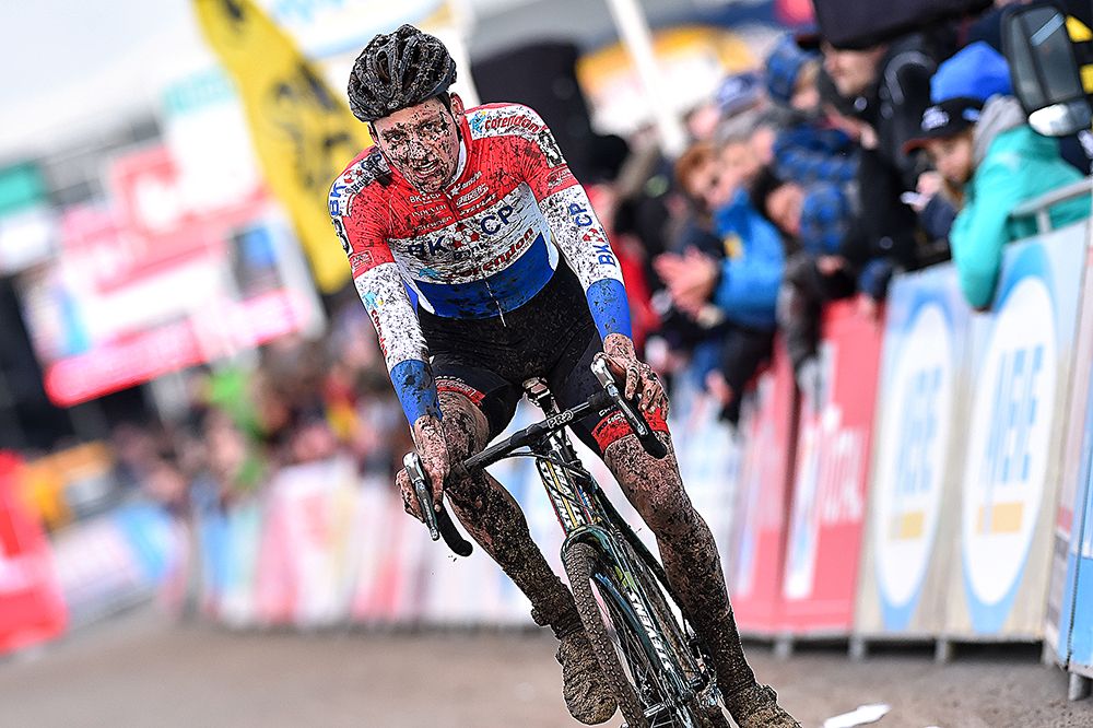 Mathieu van der Poel on his way to Superprestige Hoogstraten victory