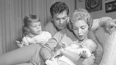 janet leigh and tony curtis holding baby jamie lee curtis