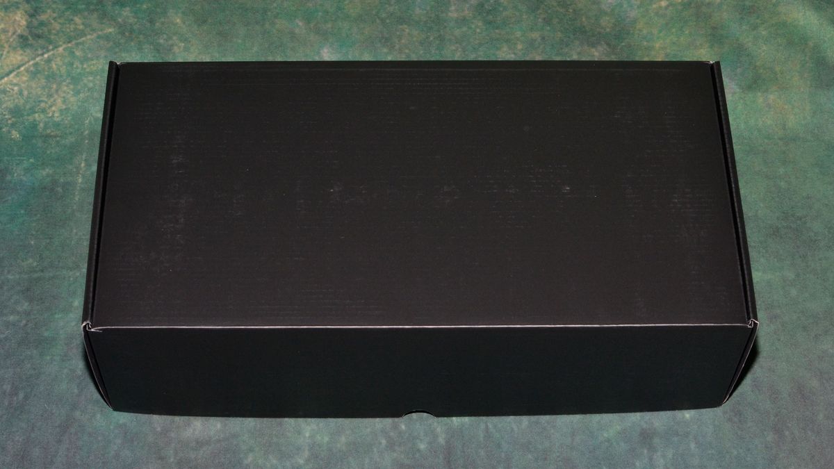 XFX AMD Radeon RX 7700 XT card photos