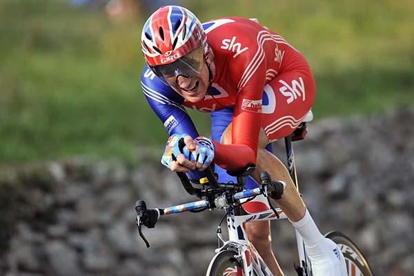 British star Bradley Wiggins shows the hurt of a massive effort.