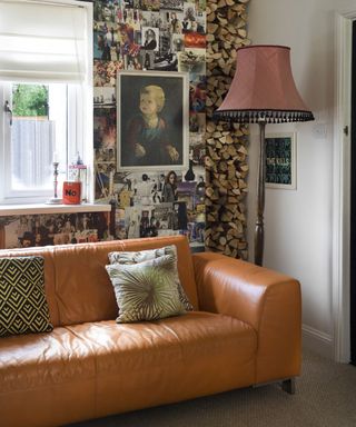 living room with white wall sofa set and photoframe on wall