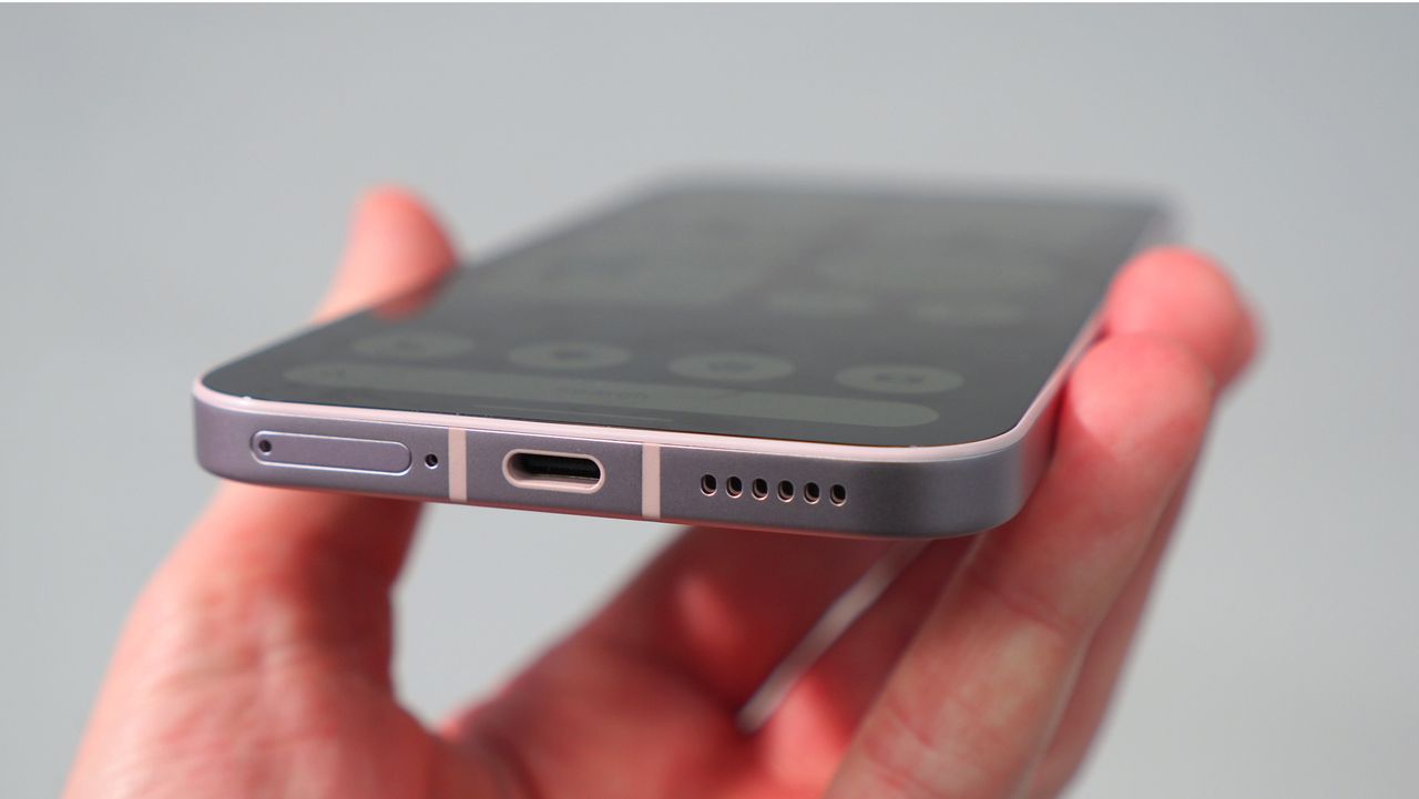 Nothing Phone (4a) Pro in Pink
