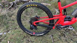 Rear wheel of Santa Cruz 5010 GX AXS RSV bike