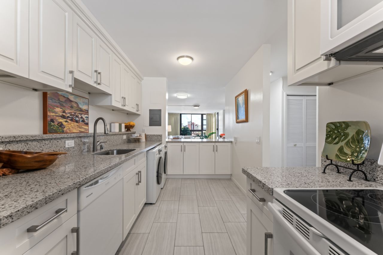 An apartment for sale in Honolulu.