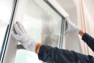 Installing vinyl windows