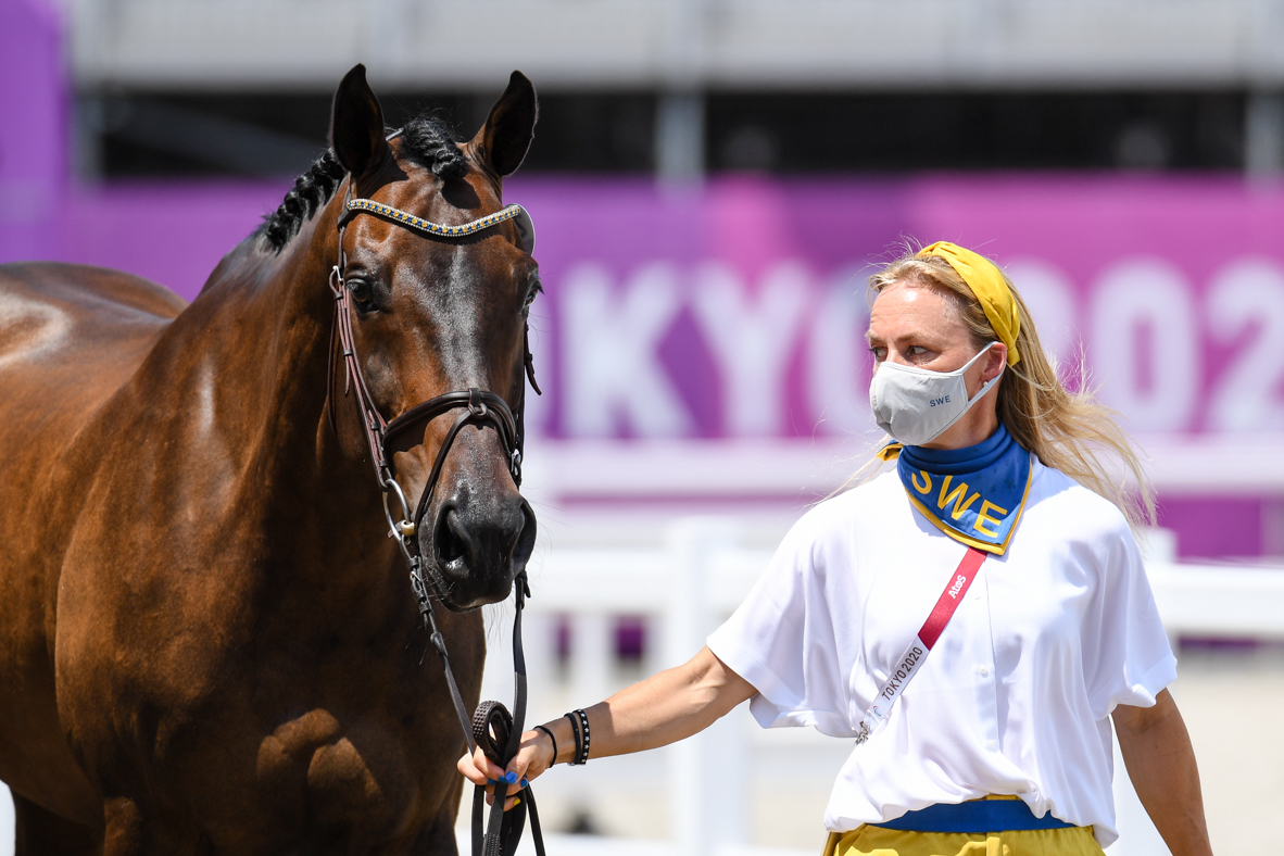 Olympic eventing first trot-up pictures: Sara Algotsson-Ostholt and Chicuelo