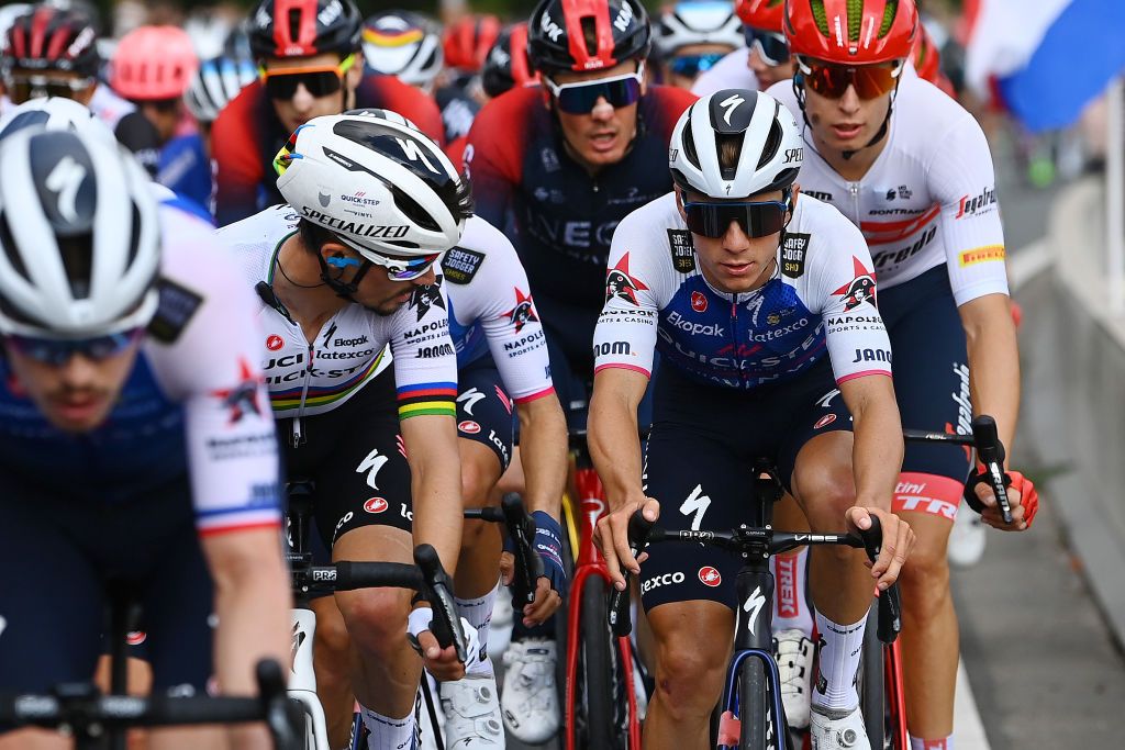 UTRECHT NETHERLANDS AUGUST 20 LR Julian Alaphilippe of France and Remco Evenepoel of Belgium and Team QuickStep Alpha Vinyl compete during the 77th Tour of Spain 2022 Stage 2 a 1751km stage from sHertogenbosch to Utrecht LaVuelta22 WorldTour on August 20 2022 in Utrecht Netherlands Photo by Tim de WaeleGetty Images