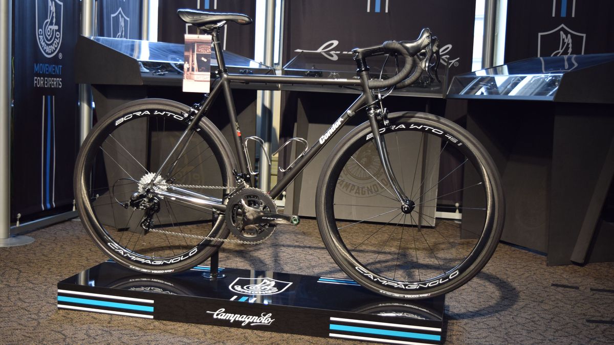 This Condor Classico was equipped with the brand new Campagnolo Chorus 12-speed groupset