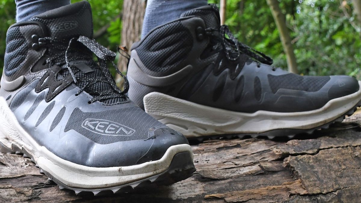 KEEN Zionic Waterproof Hiking Boots review: speedy hikers | Advnture