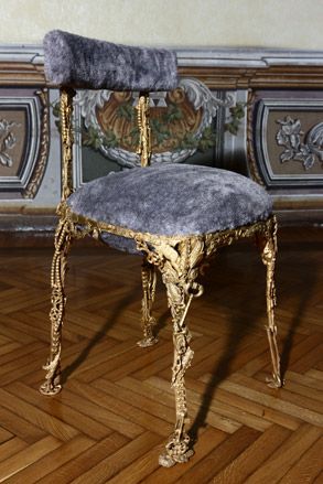 The Lupa Chair