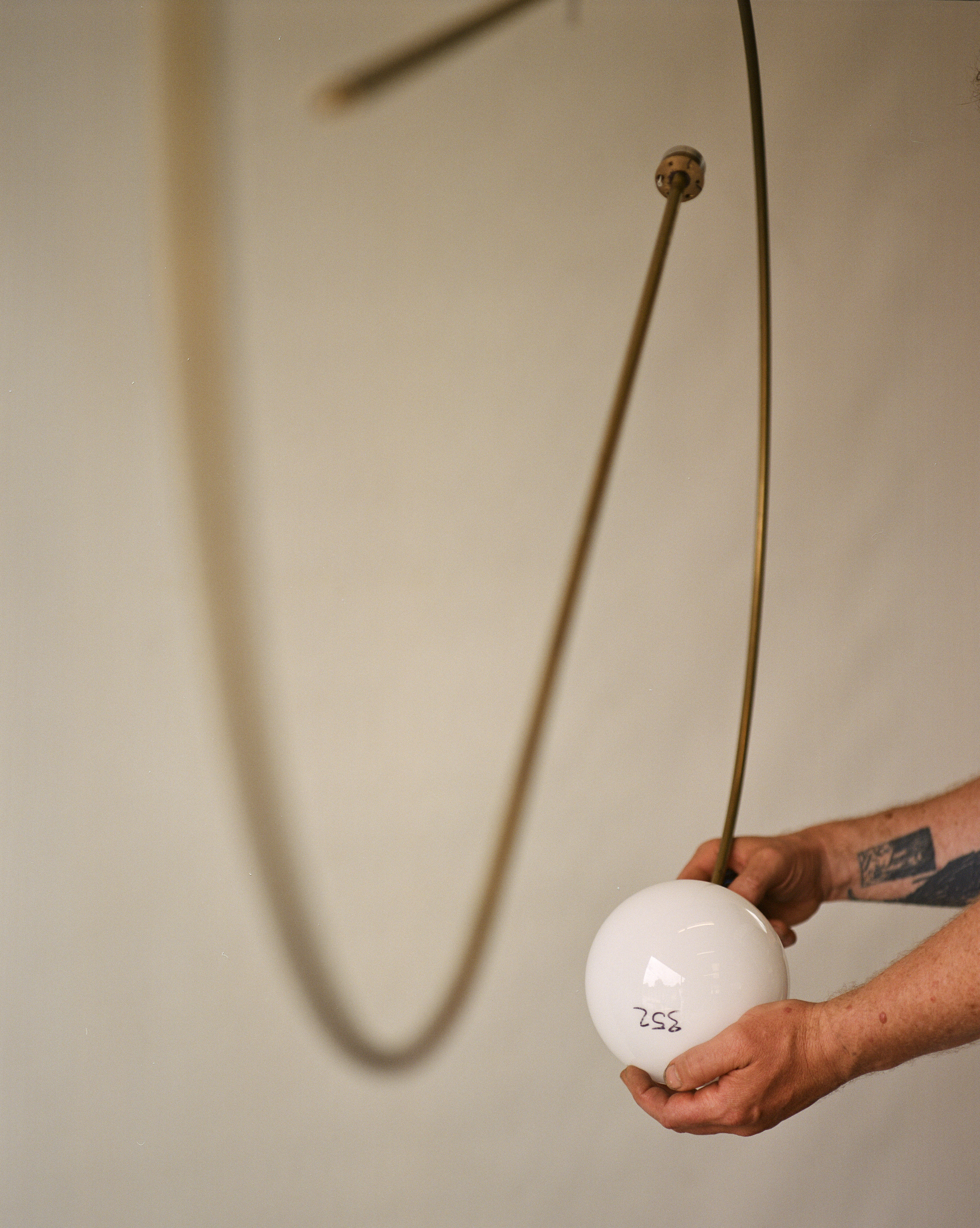Michael Anastassiades Chandelier making-of