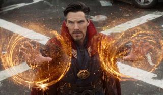Avengers: Infinity War Doctor Strange using his magic in New York