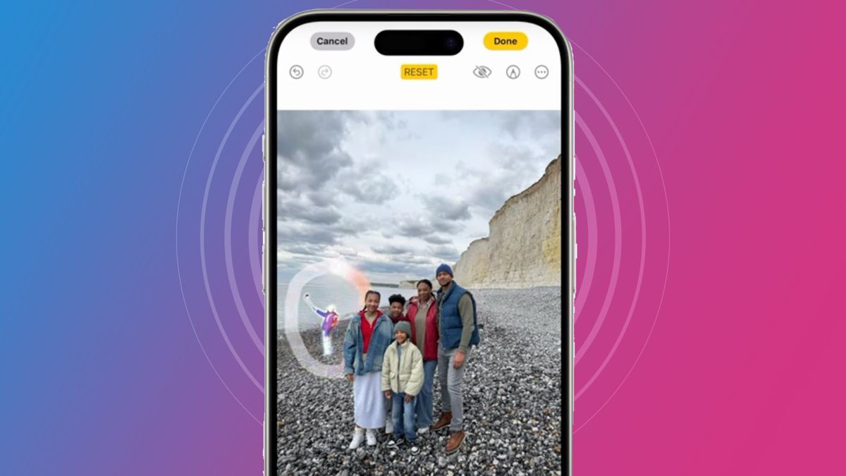 The new iOS 18 clean-up tool shows that Apple is still far behind when it comes to Google Pixel’s AI photo tricks