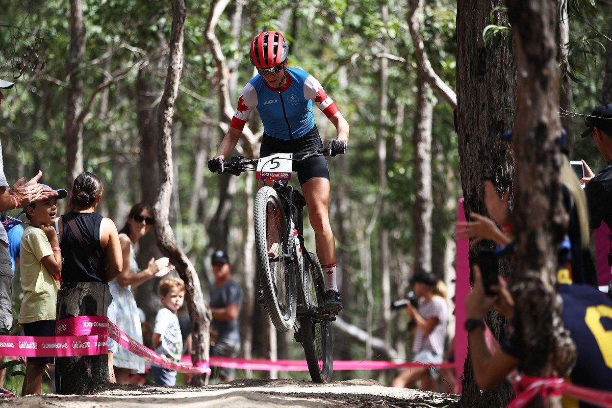 Hayley Smith (Canada) gets air