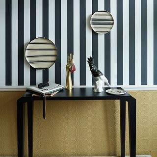 bold stripes wall with table