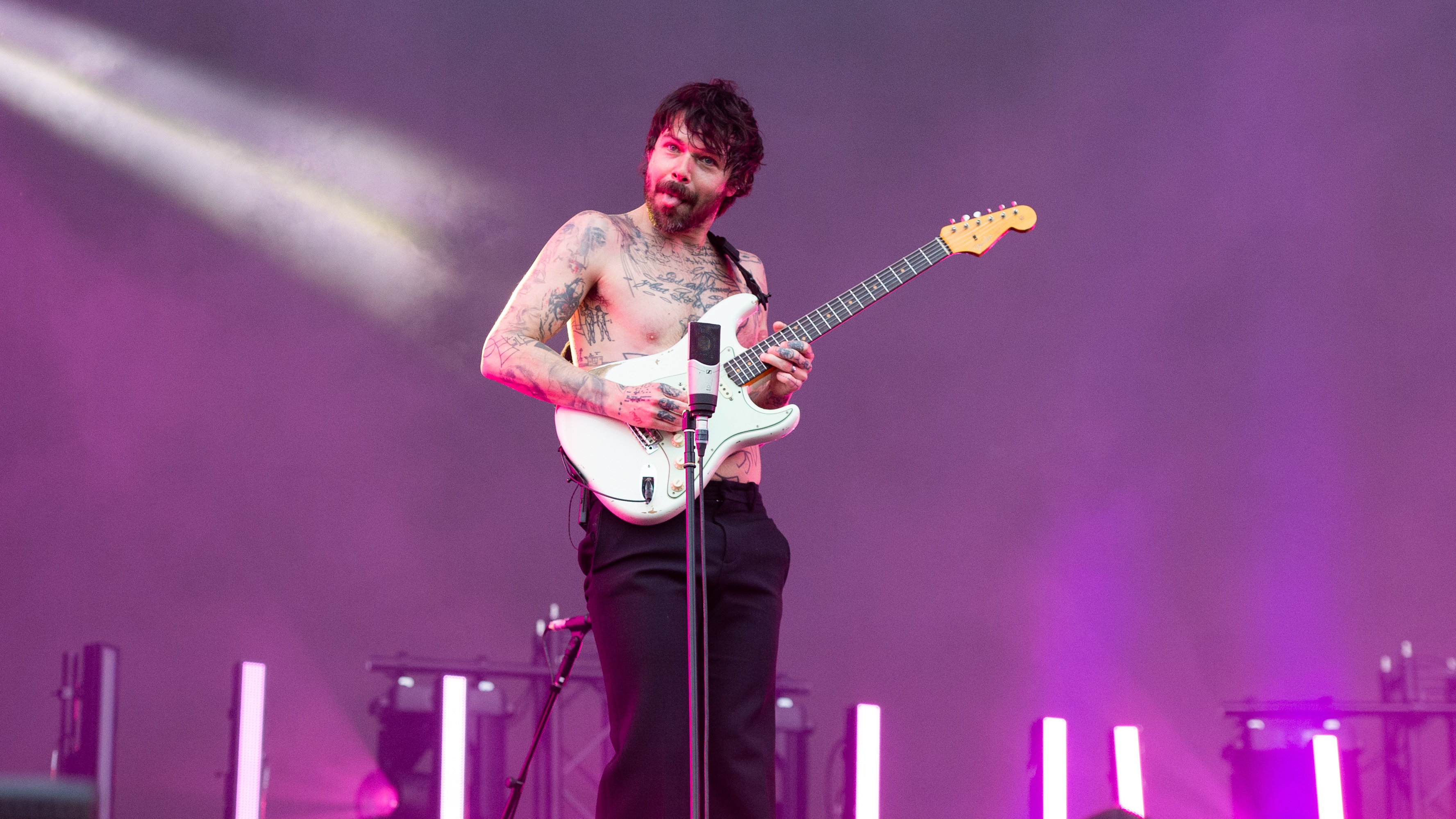 Simon Neil of Biffy Clyro playing at Radio 1's Big Weekend