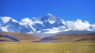 Shisha Pangma in Tibet