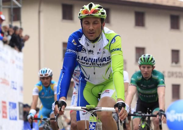 Ivan Basso (Liquigas-Cannondale) crosses the finish line.