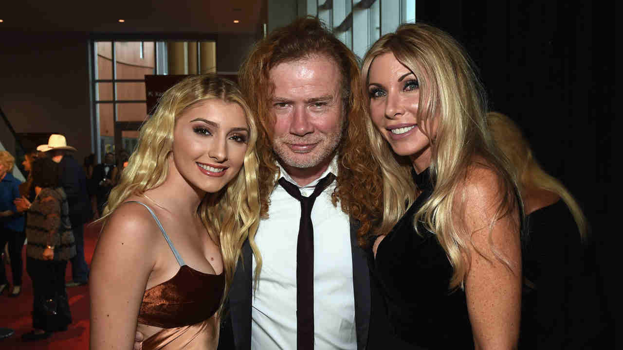 Megadeth&amp;lsquo;s Dave Mustaine with his daughter Elektra and wife Pam in 2016