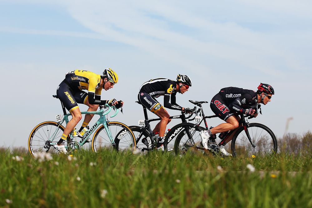Linus Gerdemann (Cult Energy) leads the breakaway group down hill during the 50th Amstel Gold Race in 2015