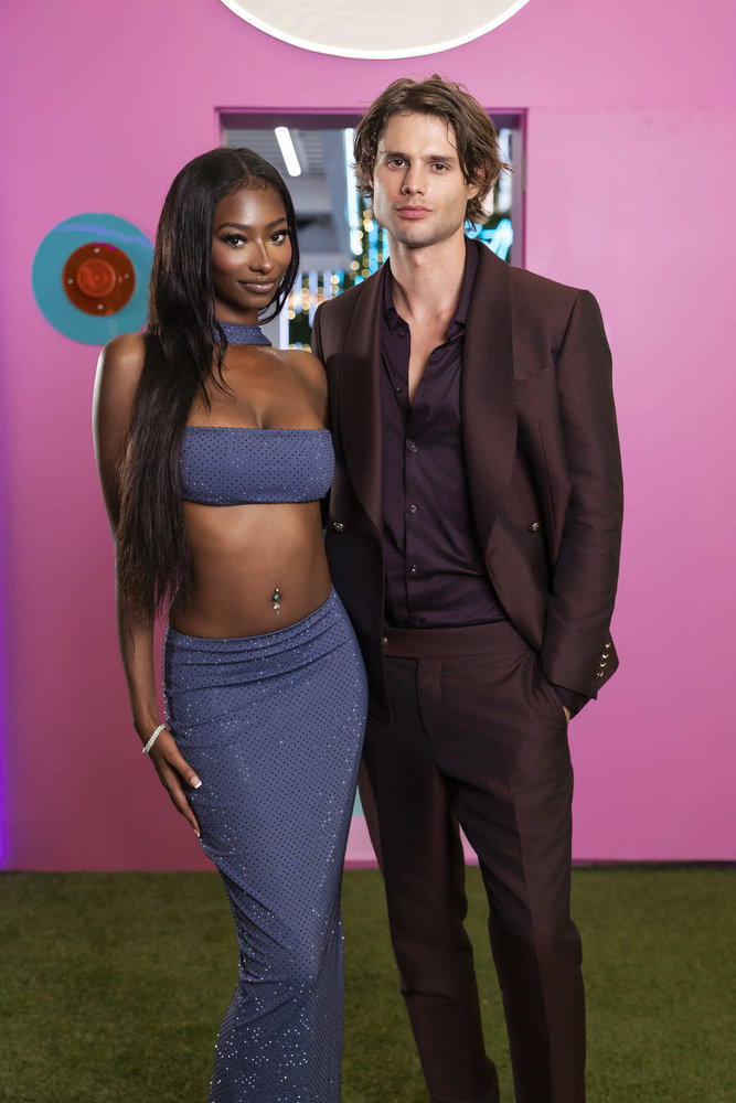 Trinity Tatum and Bryce Alakai Dettloff couple up in the 'Love Island USA' season 8 premiere.
