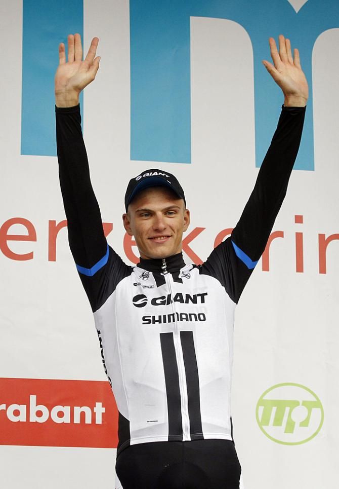 Marcel Kittel (Giant - Shimano) on the top of the stage 1 podium