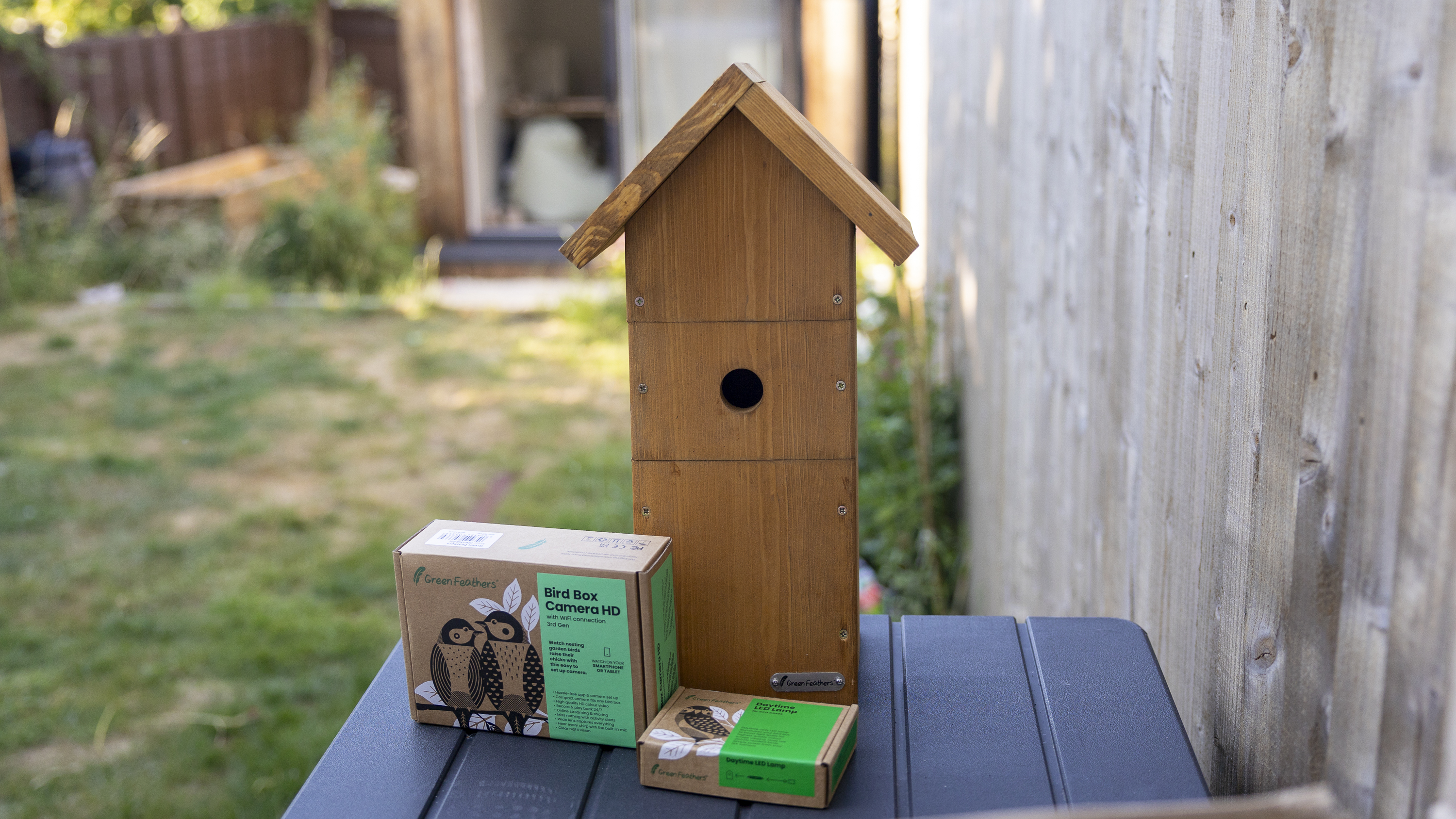 The Green Feathers HD WiFi camera and bird box pack